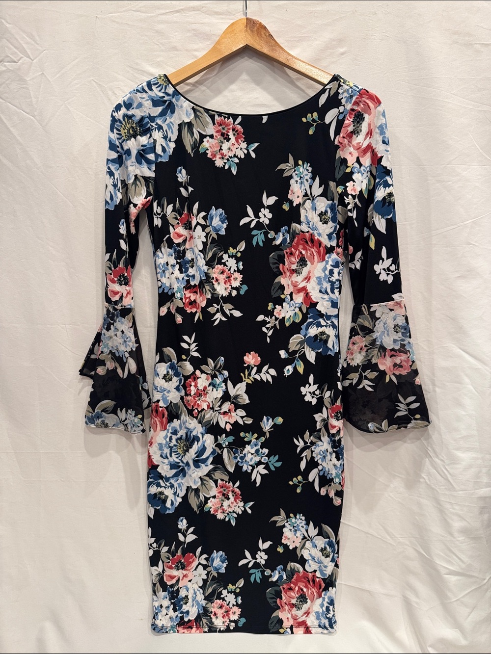 White House Black Market Black Floral Bell-Sleeve Bodycon Dress XS Office Glam